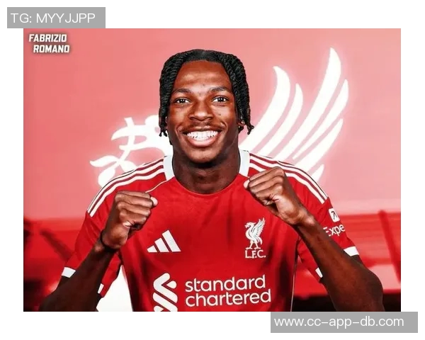 雅凯加盟利物浦感言：能为伟大的足球俱乐部效力倍感荣幸