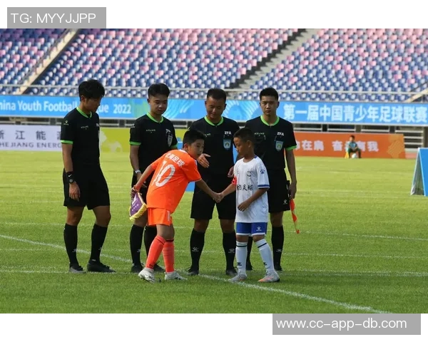 独立报评论拉特克利夫移民言论引发热议足球在促进社会融合中的重要作用